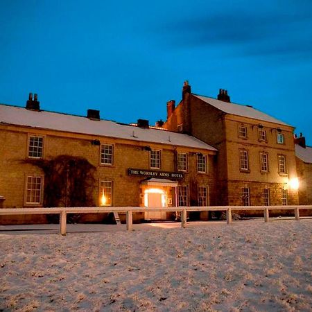 Worsley Arms Hotel Hovingham Exterior photo