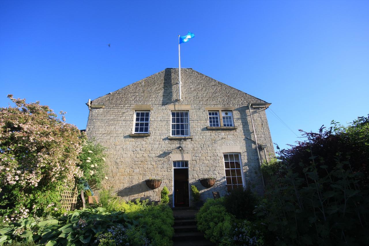 Worsley Arms Hotel Hovingham Exterior photo