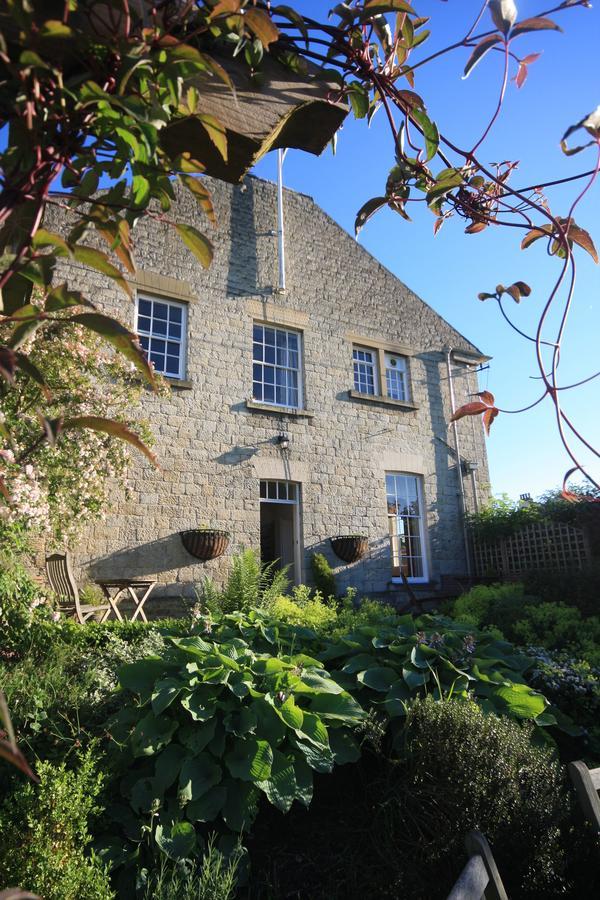 Worsley Arms Hotel Hovingham Exterior photo